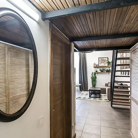Apartment дворівнева для 4 гостей 32г-1 Odesa