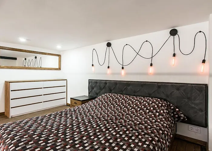 дворівнева для 4 гостей 32г-1 *